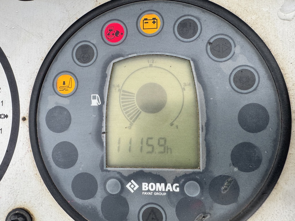 2016 Bomag BW100 AD M-5 Twin Drum Roller - ONLY 1115hrs