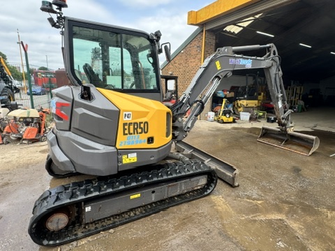 2023 VOLVO ECR50F Excavator - 1 Owner - ONLY 1035hrs