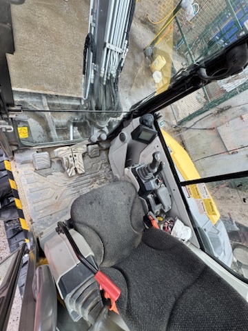 2023 VOLVO ECR50F Excavator - 1 Owner - ONLY 1035hrs