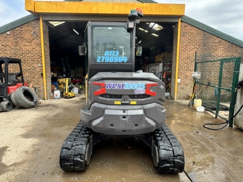 2023 VOLVO ECR50F Excavator - 1 Owner - ONLY 1035hrs