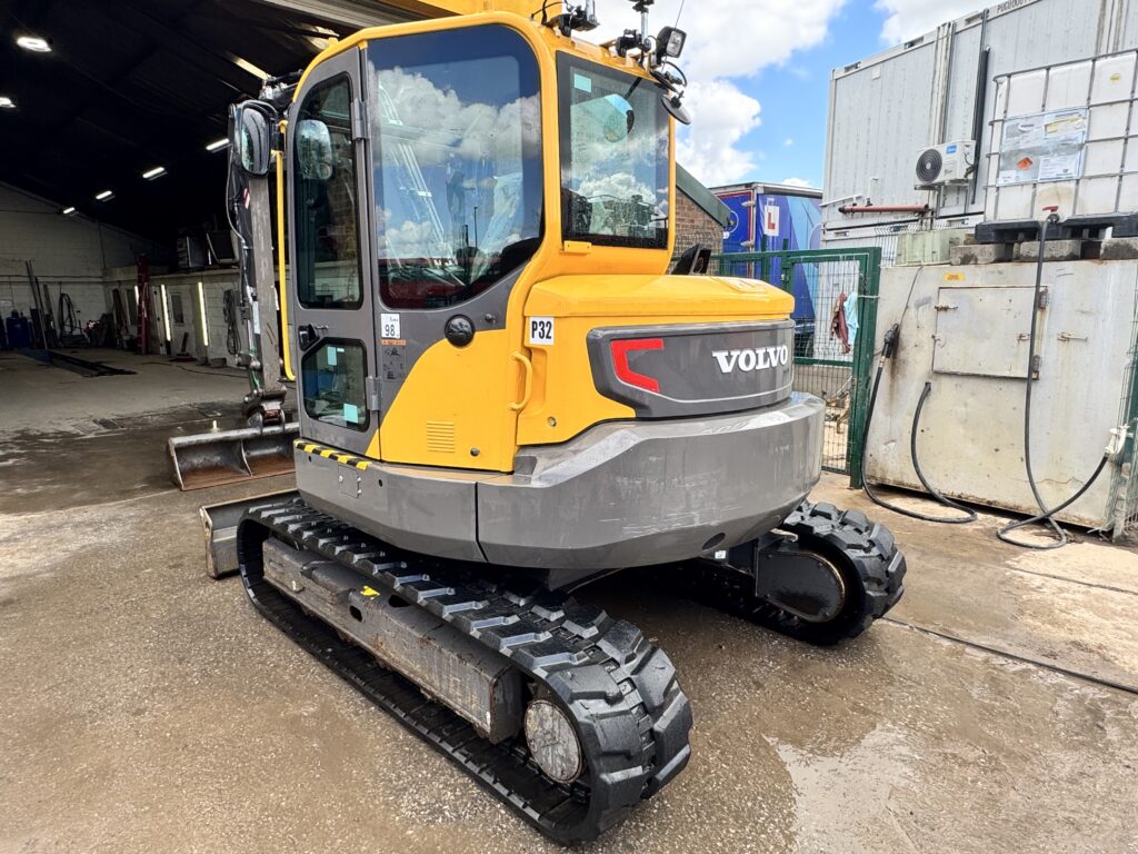 2023 VOLVO ECR88D Pro Excavator - Only 2120hrs - 1 Owner