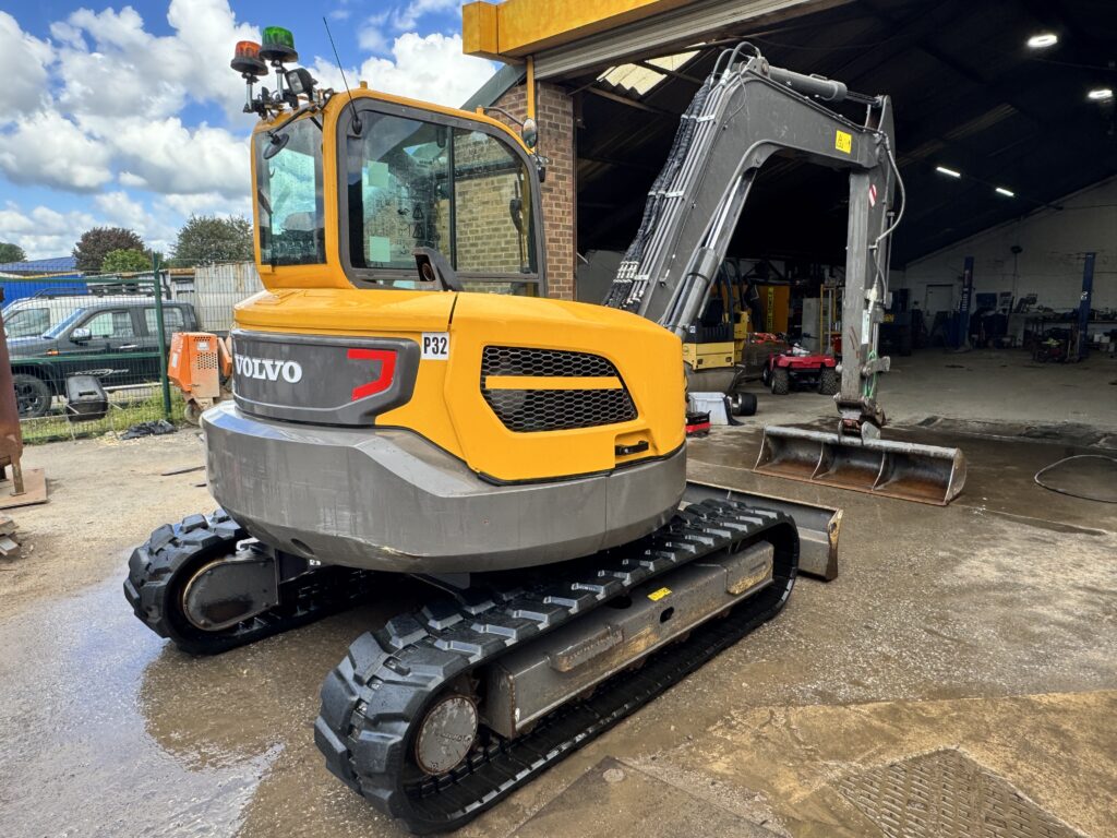 2023 VOLVO ECR88D Pro Excavator - Only 2120hrs - 1 Owner