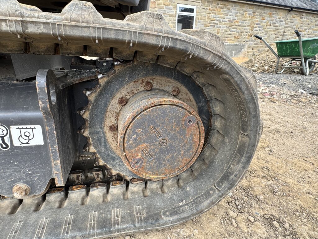 2024 VOLVO ECR25D - ONLY 417hrs - 1 Owner