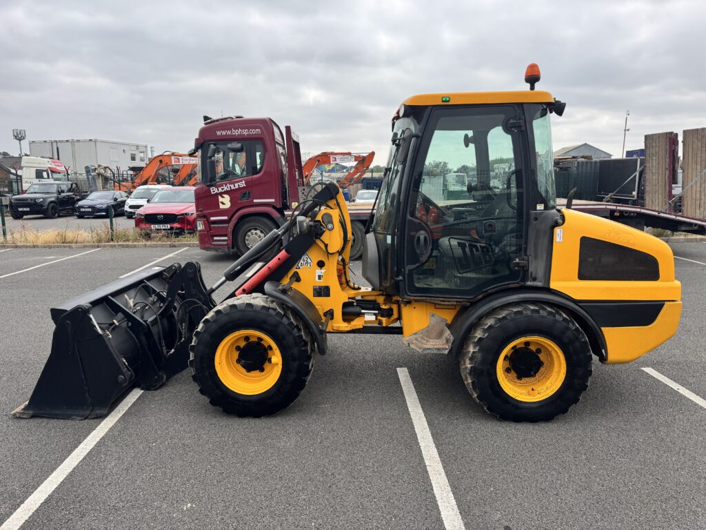 2018 JCB 406 T4 Toolmaster Loader/Shovel - Only 1792hrs