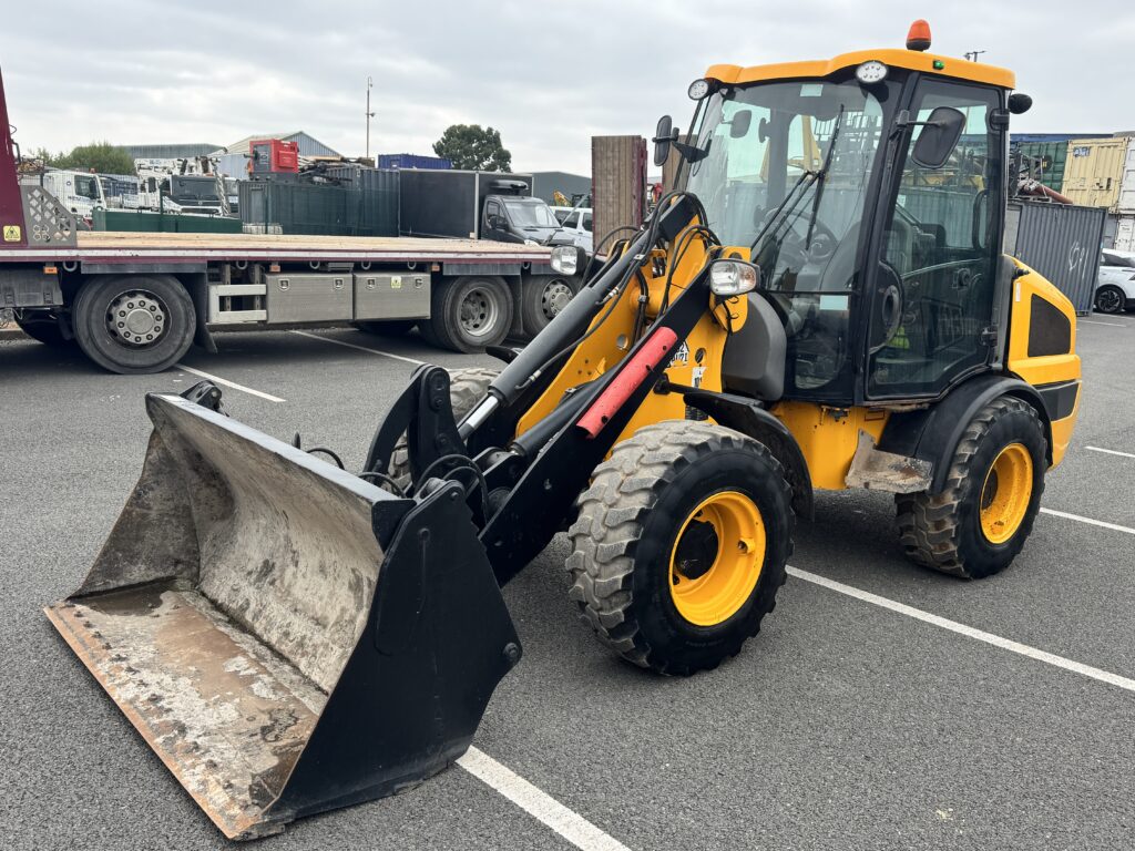 2018 JCB 406 T4 Toolmaster Loader/Shovel - Only 1792hrs