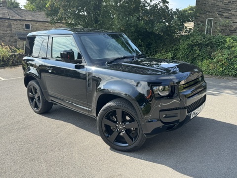 2025/25 Land Rover Defender 90 H/Top - 3 Seater Commercial